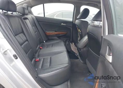 2011 Honda Accord 3.5 Ex-L from USA, damaged, VIN 1HGCP3F89BA017823